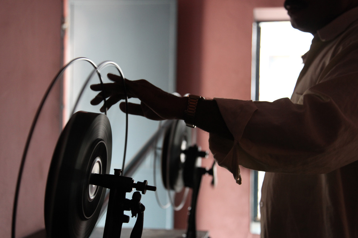 <span style="color:white">Star Talkies, Chennai, 2009</span>